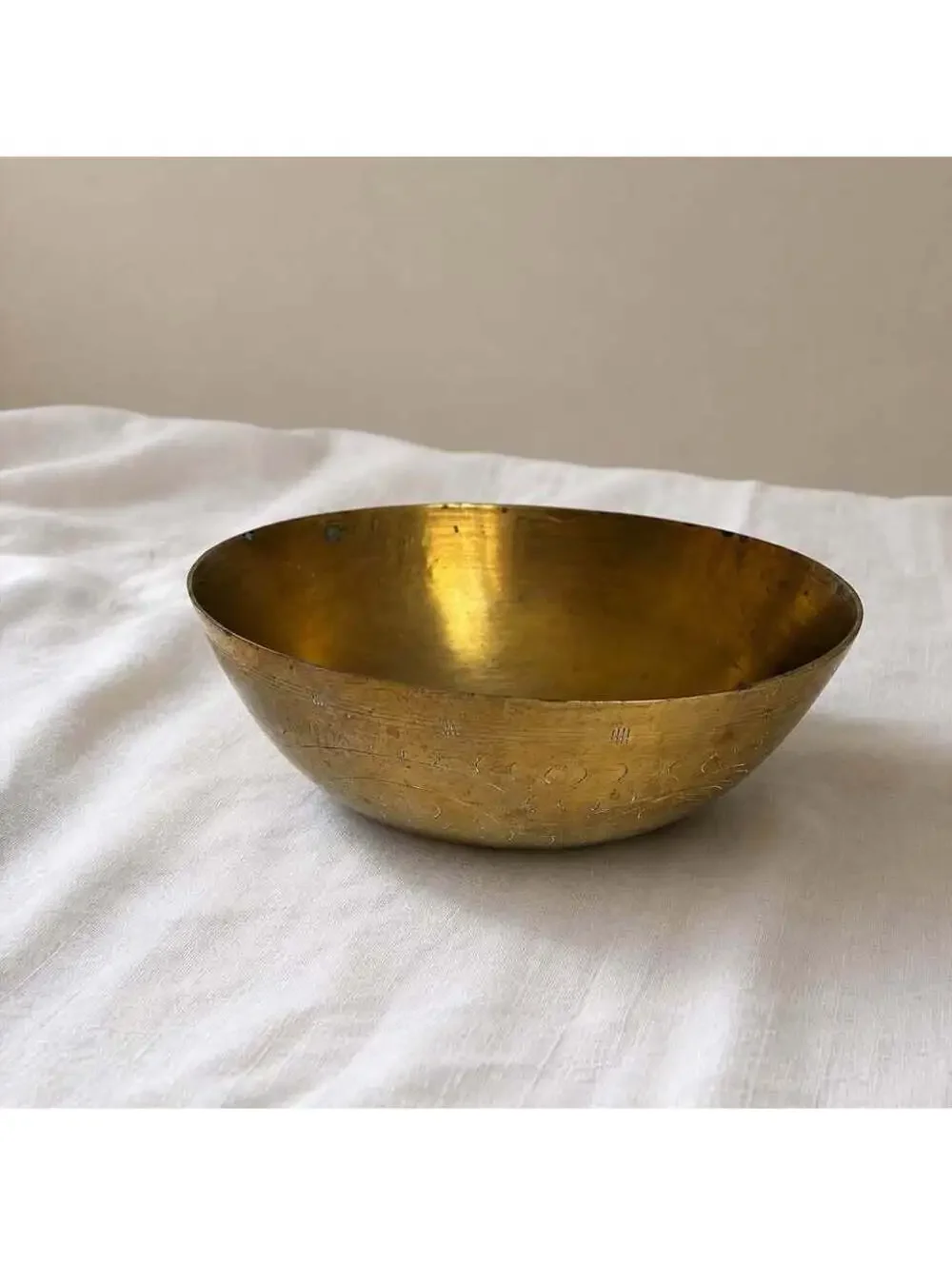 Vintage Chinese Brass Dragon Bowl Hand Etched 8” Asian Chinoiserie Decor